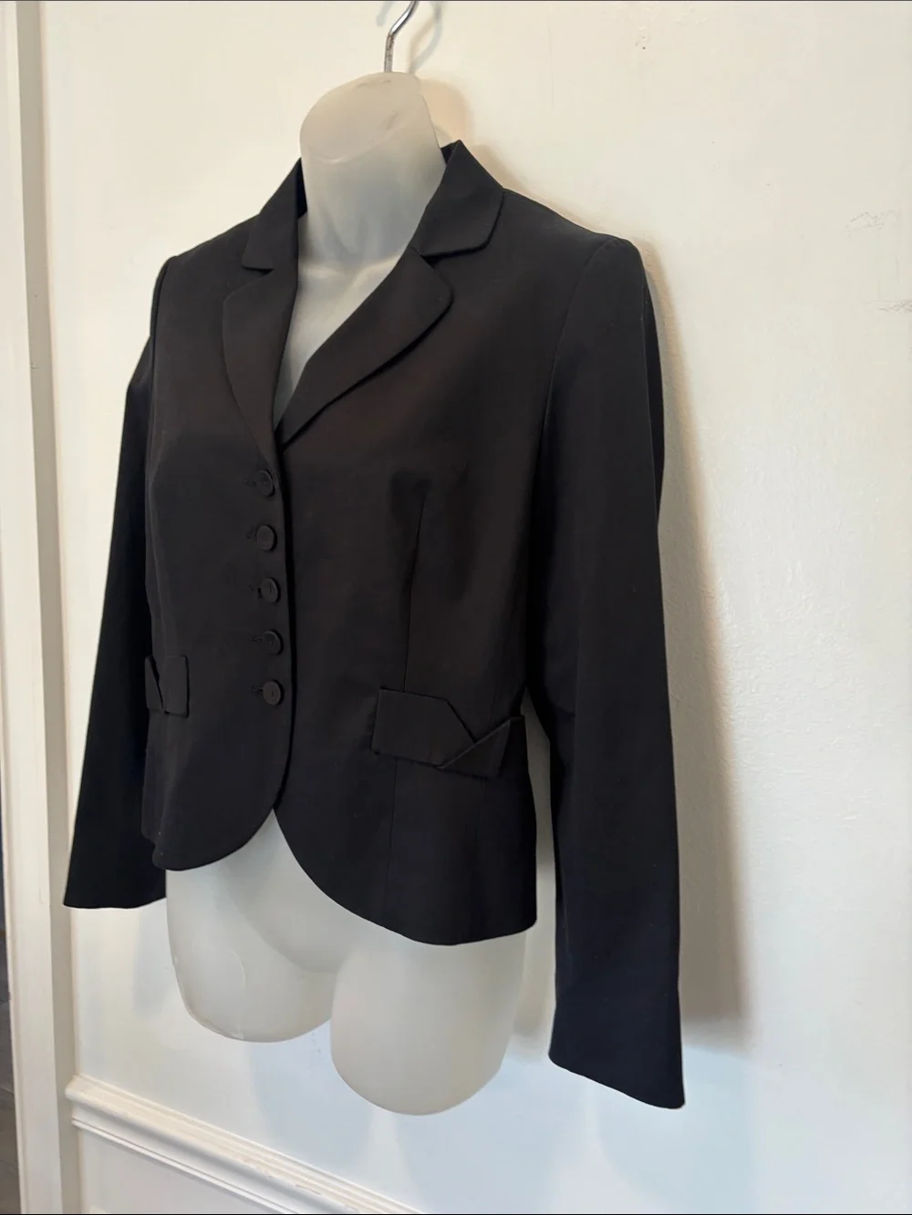 JOSEPH Classic Black 5 Button Tailored Jacket With Faux Pockets Size 2 France - Picture 4 of 8